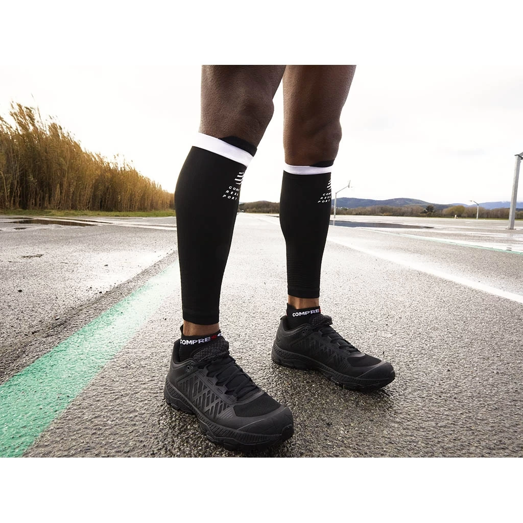 Compressport Pro Racing Socks V4.0 Run Low Noir – Image 3